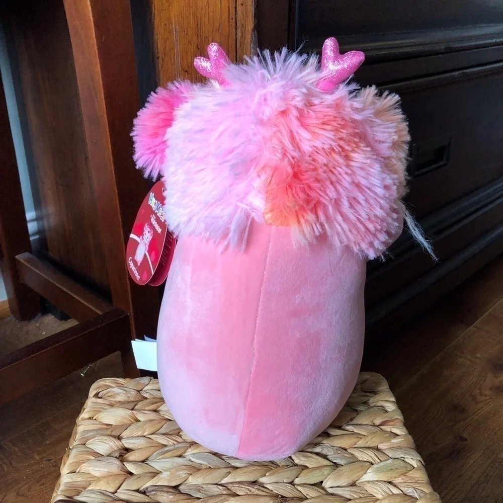 Squishmallows Hug Mees Valentines Day Caparinne the yeti